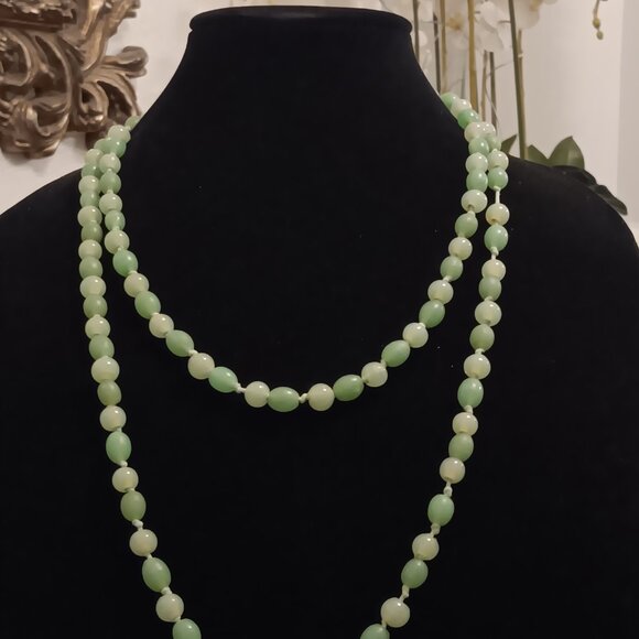 Vintage Chinese Light Green Hand Knotted Jade Bead Necklace 33" Long - Picture 4 of 4